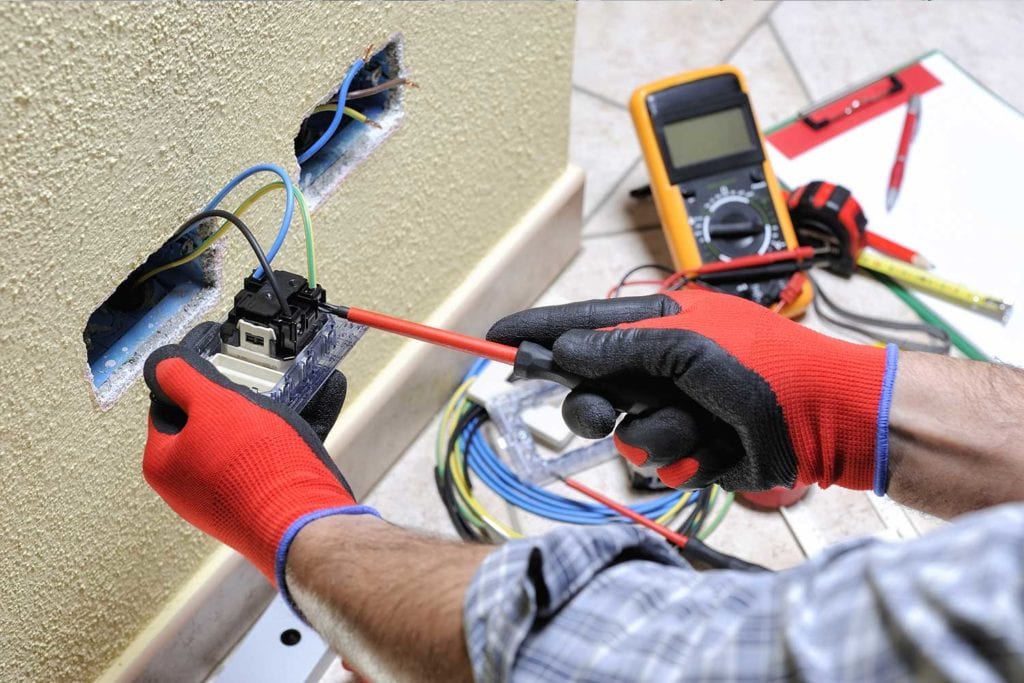 Choose the best electrician for quality service